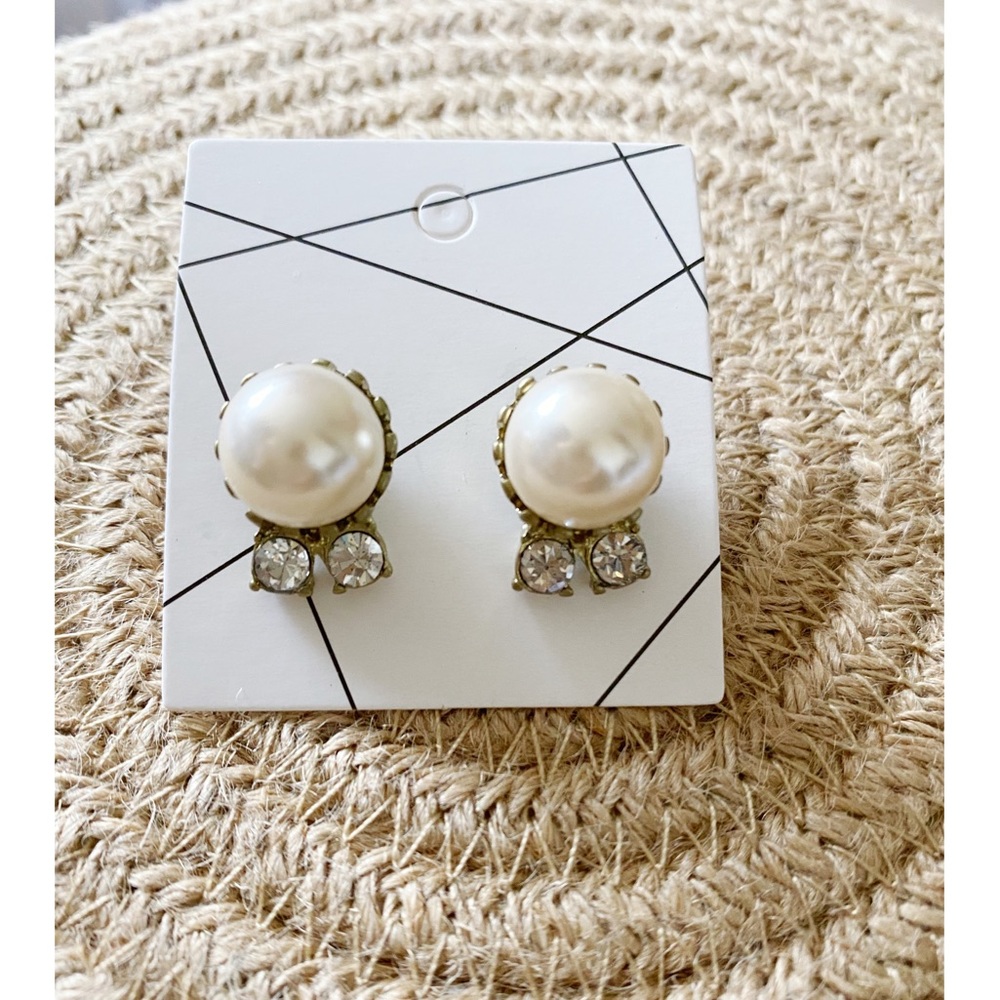 Pearl w/ Diamond Earrings